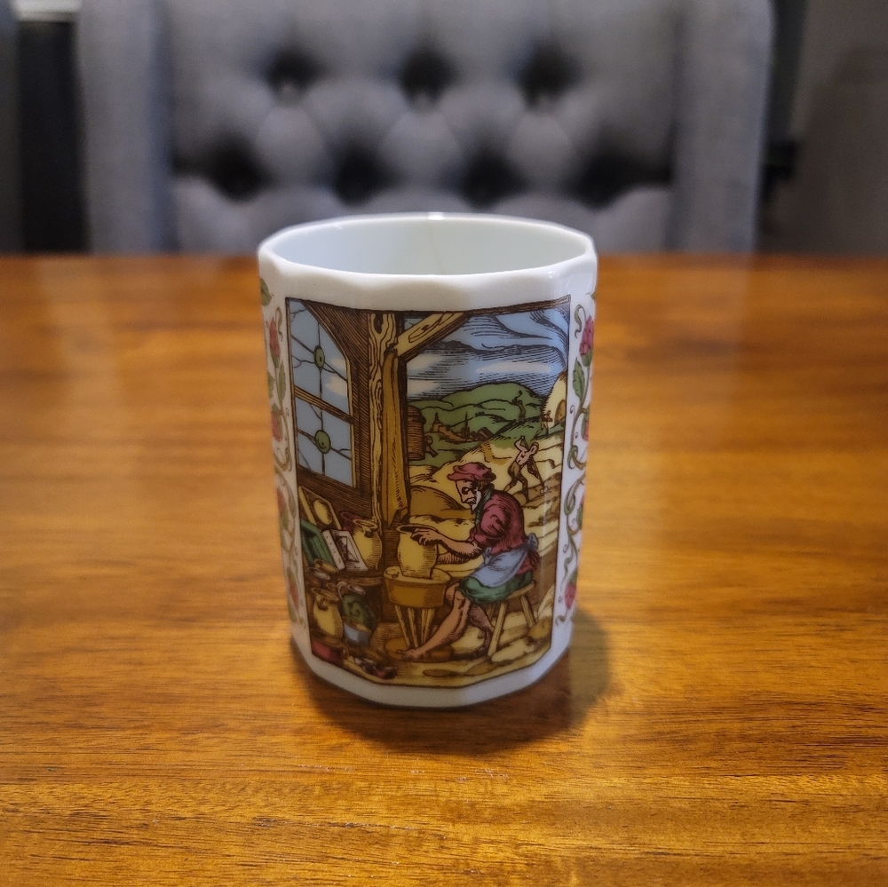 Vintage porcelaine coffee mug made in germany - Picture 3 of 8